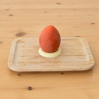 Huevo de chocolate y mango